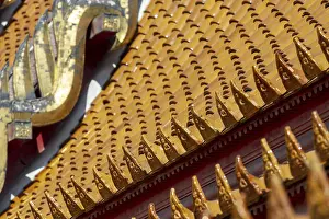 Roof decoration at the Uposatha Hall