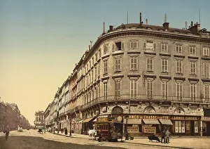 Rue Chapeau Rouge, from Place Richelieu