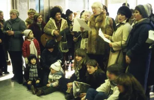 Ruhr area. Women's group with Fasia Jansen (guitar) for Women's Day 8