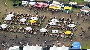 Ruhrpott Rodeo, dining tables, food area