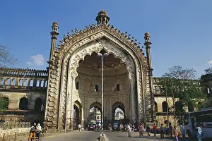 Rumi darwaza ornate gateway, Lucknow