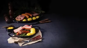 Rustic kale with Pinkelwurst and Kassler sausage
