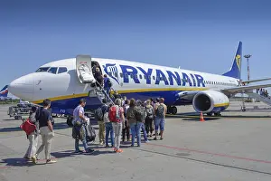 Ryan Air, Plane, International Airport