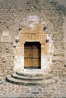 Saint-Genis de Fontaines, west portal