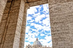 Saint Peter, Basilica in Vatican City: dome and facade in a frame