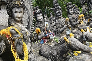 Sala Keoku, Sala Kaew Ku Sculpture Park
