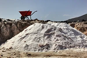 Salt mining at Salina Los Cocoteros