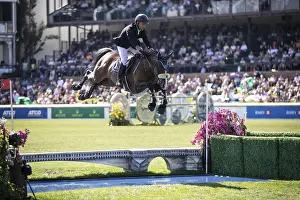 Category Historic EN Prints: Sameh El Dahabn of Great Britain and riding WKD Toronto compete in the first round of the 1