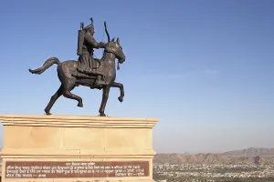 Samrat prithviraj chauhan statue