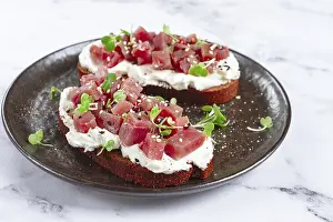Sandwiches, rye bread with cream cheese
