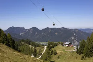 Sankt Gilgen am Wolfgangsee, Sausteigalm with Zwoelferhorn cable car