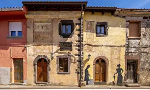 Sardinia, House with Murals, Sardinia Sightseeing
