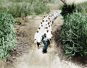 Sarojini Naidu leading procession of Salt Satyagraha, India, Asia, April 1930, Asia