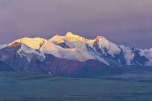 Sary Jaz Valley, View of the Tien Shan Mountains