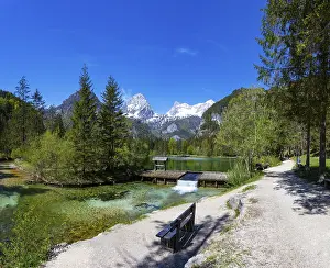Schiederweiher, in front of the mountains Grosser tidal creek and Spitzmauer