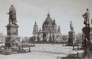 Schinkelplatz square and Berlin Cathedral