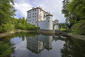 Schneeberg Castle (Grad Sneznik)