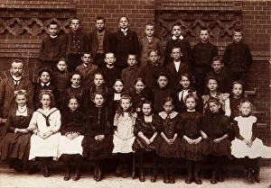 School class, historic photograph, around 1910
