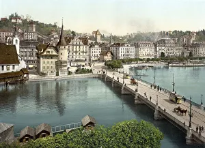 The Schweizerhofquai and the Neue Bruecke
