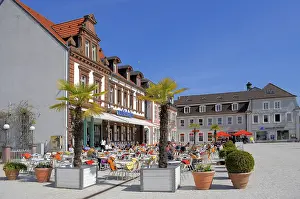 Schwetzingen in spring at the Schlossplatz