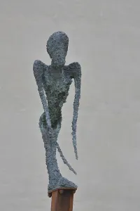 Sculpture Dying, Unbearable Lightness by Frank Seidel