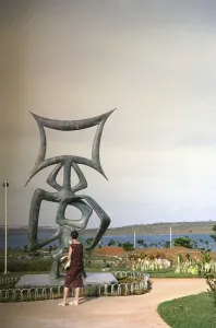 Sculpture in the garden of the presidential palace, Palacio da Alvorada, built in 1958 by architect Oscar Niemeyer, Brasilia, Federal District, Brazil, 1962, South America