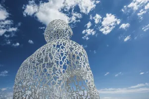 Sculpture made of letters, Le Nomade