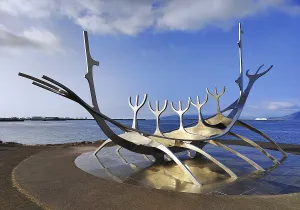 Sculpture Solfar, Viking ship made of steel