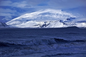 Category Mountain Landscapes Prints: Sea and glacier Snaefellsjoekull
