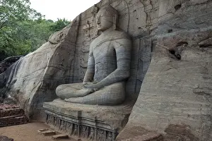 Seated Buddha, Gal Vihara, Sacred City
