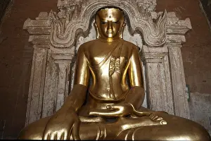 Seated gilded Buddha, Buddha statue