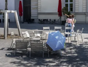 Seating in the open space in front of the entrance to the Humboldt Forum