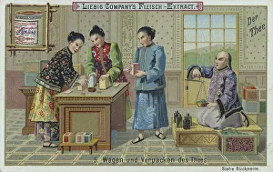 Series The Tea, weighing and packing the tea