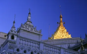 The Setkyathiha Paya was built in 1884 by King Thibaw