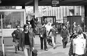 Shift change at Fordwerke, the proportion of Turkish migrants is striking 09