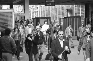 Shift change at Fordwerke, the proportion of Turkish migrants is striking 09