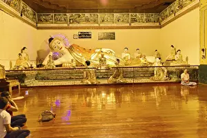 Shwedagon Pagoda, Yangon, Myanmar