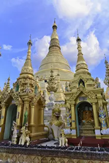 Shwedagon Pagoda, Yangon, Myanmar