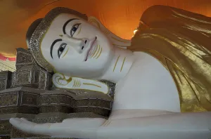 Shwethalyaung Buddha, reclining Buddha