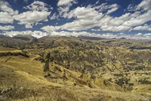 Side-view of the Peruvian Cordillera Negra bathing in sunlight