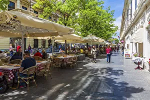 Sidewalk cafes, exclusive shopping street Knez Mihailova