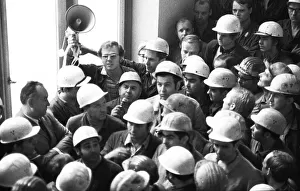 With a siege and temporary occupation of the Hoesch AG headquarters on 11