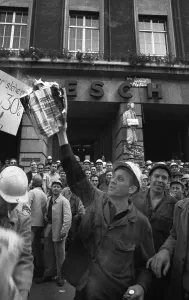 With a siege and temporary occupation of the Hoesch AG headquarters on 11