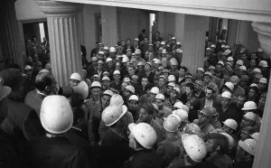 With a siege and temporary occupation of the Hoesch AG headquarters on 11