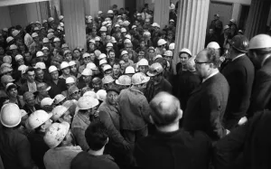 With a siege and temporary occupation of the Hoesch AG headquarters on 11