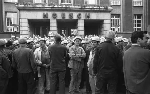 With a siege and temporary occupation of the Hoesch AG headquarters on 11