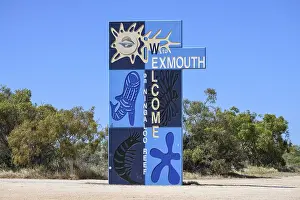 Sign Welcome to Exmouth, near Exmouth