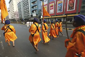 Category Historic EN Prints: Sikhs walking on road, Calcutta Kolkata