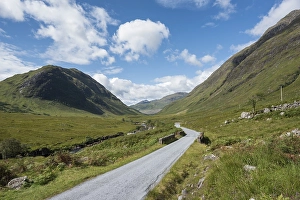 Category Mountain Landscapes Prints: Single-lane road, Highlands, Scotland