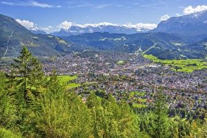 Site overview with Karwendel and Wetterstein mountains